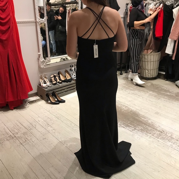 Long black dress - Picture 2 of 2